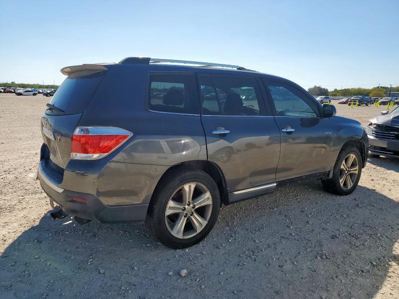 Photo 3 from auction – 2013 TOYOTA HIGHLANDER with VIN 5TDYK3EH6DS098015