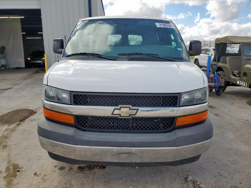 Photo 5 from auction – 2017 CHEVROLET EXPRESS G2 with VIN 1GAWGFFF9H1204671