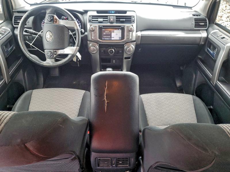 Photo 8 from auction – 2016 TOYOTA 4RUNNER SR with VIN JTEZU5JR9G5147366