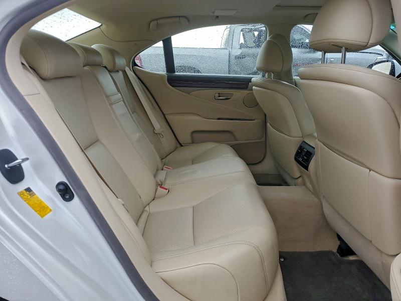 Photo 10 from auction – 2014 LEXUS LS 460 with VIN JTHBL5EF2E5129070