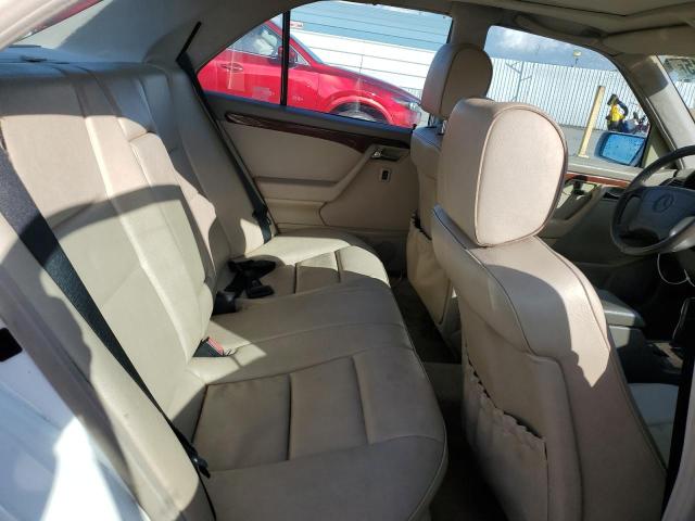 Photo 10 from auction – 1994 MERCEDES-BENZ C 220 with VIN WDBHA22E6RF078876