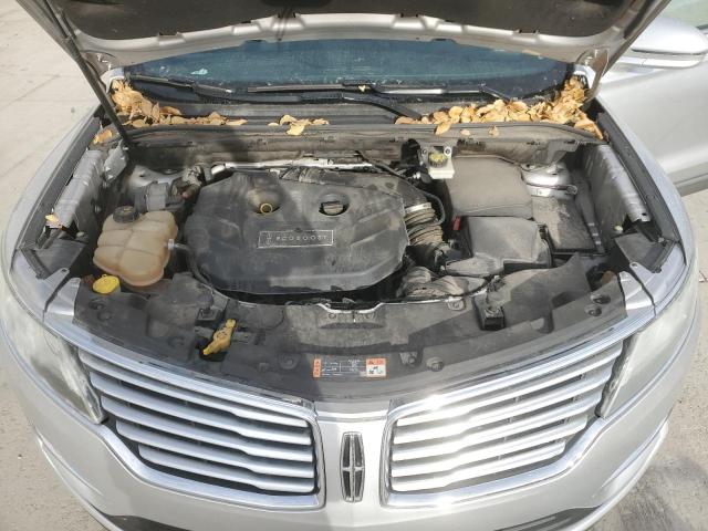 Photo 12 from auction – 2016 LINCOLN MKC RESERV with VIN 5LMCJ3D97GUJ11614