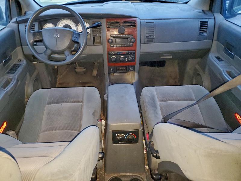 Photo 8 from auction – 2005 DODGE DURANGO with VIN 1D4HD48DX5F616186