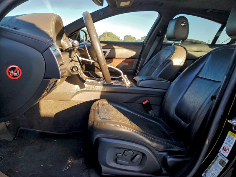 Photo 7 from auction – 2011 JAGUAR XF SUPERCH with VIN SAJWA0HE4BMS01923