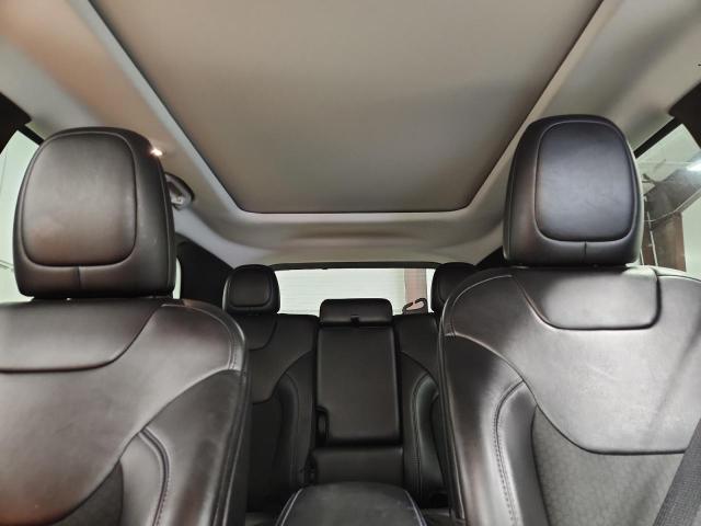 Photo 10 from auction – 2019 JEEP CHEROKEE L with VIN 1C4PJMLB8KD469333