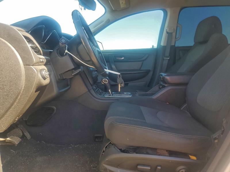 Photo 7 from auction – 2017 CHEVROLET TRAVERSE L with VIN 1GNKRGKD9HJ336900