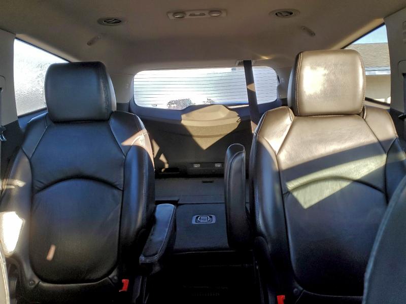 Фото 10 с аукциона – 2011 CHEVROLET TRAVERSE с VIN 1GNKVJED7BJ174728