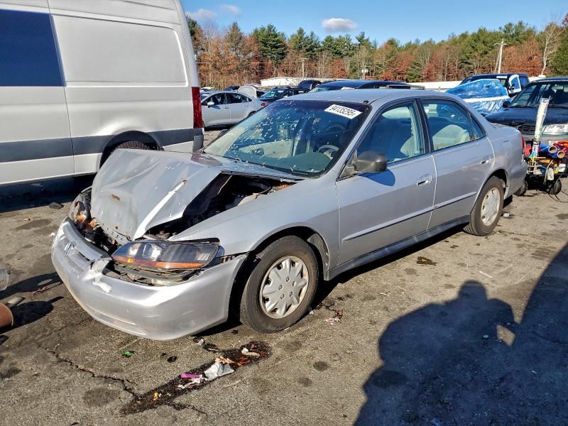HONDA ACCORD VAL 2001 with VIN 1HGCF86661A065082 - Photo from auction