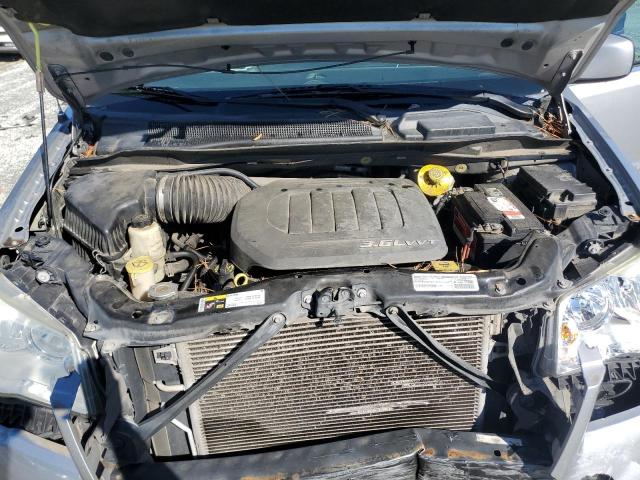 Photo 12 from auction – 2015 CHRYSLER TOWN & COU with VIN 2C4RC1BG2FR577142