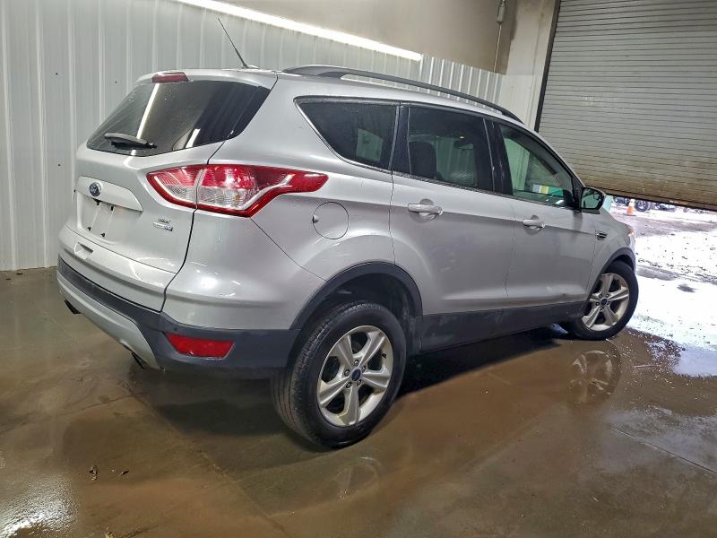 Photo 3 from auction – 2015 FORD ESCAPE SE with VIN 1FMCU9GXXFUC86445