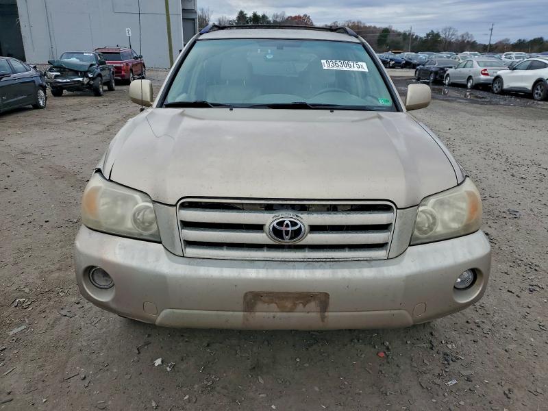 Photo 5 from auction – 2005 TOYOTA HIGHLANDER with VIN JTEDP21A150071887