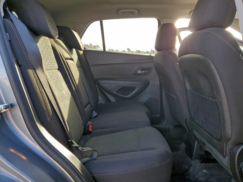 Photo 11 from auction – 2020 CHEVROLET TRAX LS with VIN 3GNCJKSB6LL196514