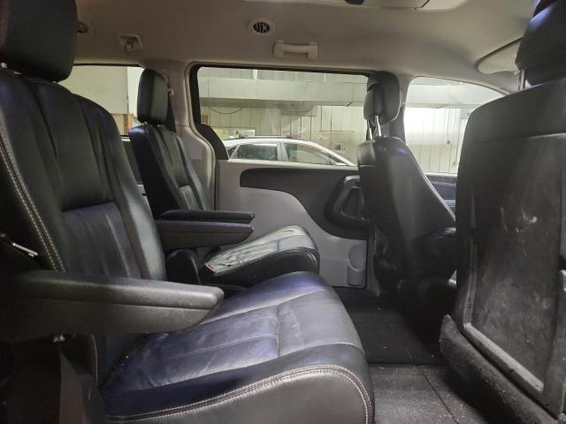 Photo 11 from auction – 2012 CHRYSLER TOWN & COU with VIN 2C4RC1BG3CR303279