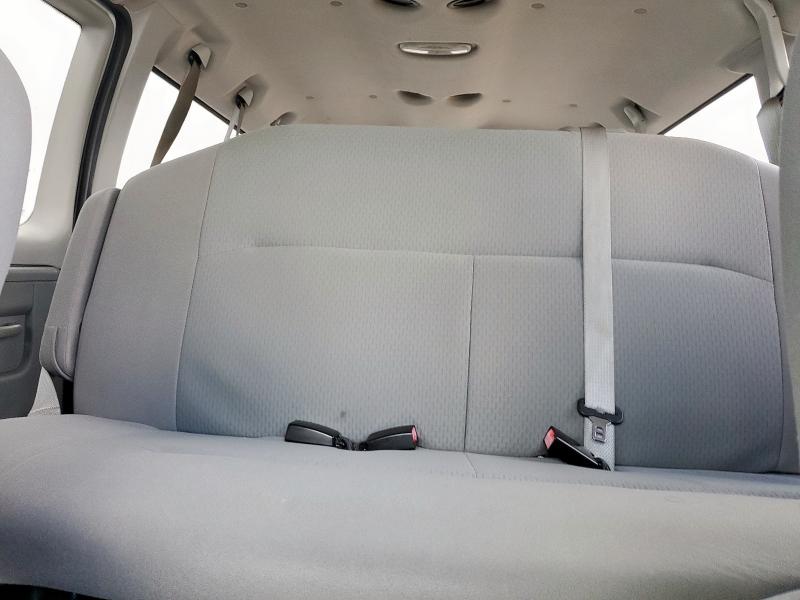 Photo 10 from auction – 2009 FORD ECONOLINE with VIN 1FBNE31L19DA54208
