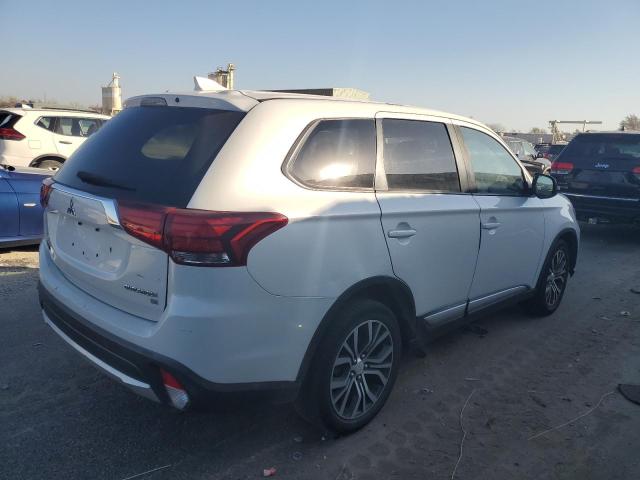 Photo 3 from auction – 2017 MITSUBISHI OUTLANDER with VIN JA4AZ3A31HZ046054