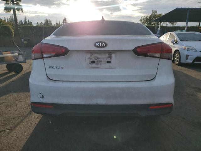 Photo 6 from auction – 2017 KIA FORTE LX with VIN 3KPFK4A73HE050725