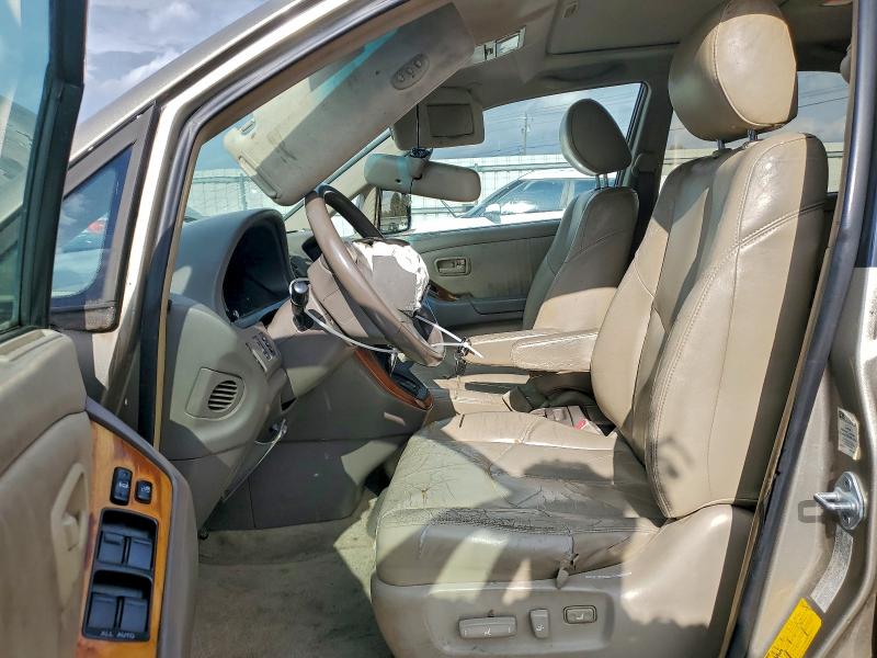 Photo 7 from auction – 1999 LEXUS RX 300 with VIN JT6GF10U7X0037182