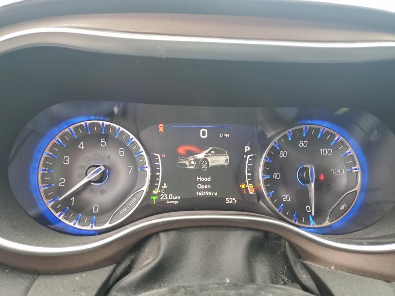 Photo 9 from auction – 2018 CHRYSLER PACIFICA T with VIN 2C4RC1EG0JR235273