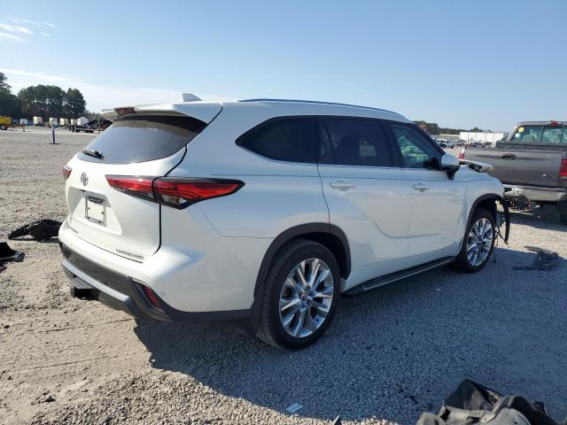 Photo 3 from auction – 2021 TOYOTA HIGHLANDER with VIN 5TDDZRBH9MS531392