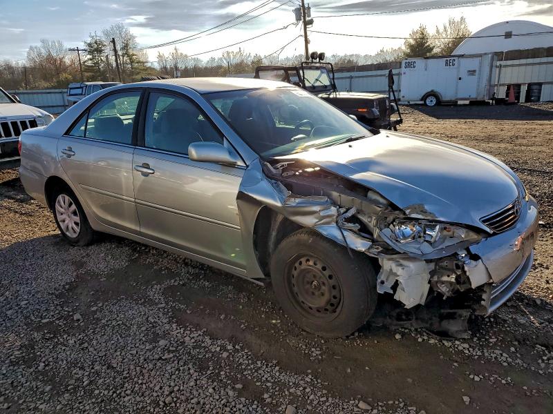 Photo 4 from auction – 2005 TOYOTA CAMRY LE with VIN 4T1BE30K95U619902