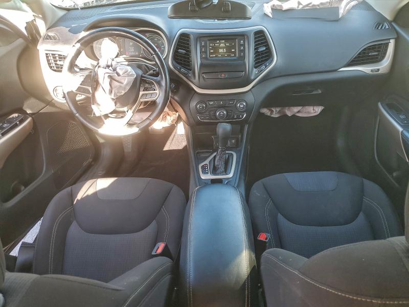 Photo 8 from auction – 2017 JEEP CHEROKEE with VIN 1C4PJLCB4HW660612