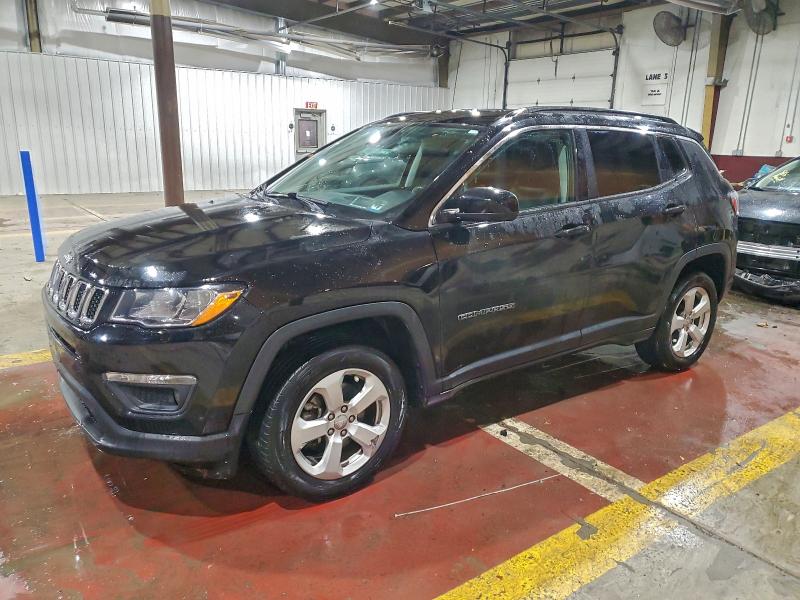 JEEP COMPASS 2019 with VIN 3C4NJDBB5KT593613 - Photo from auction