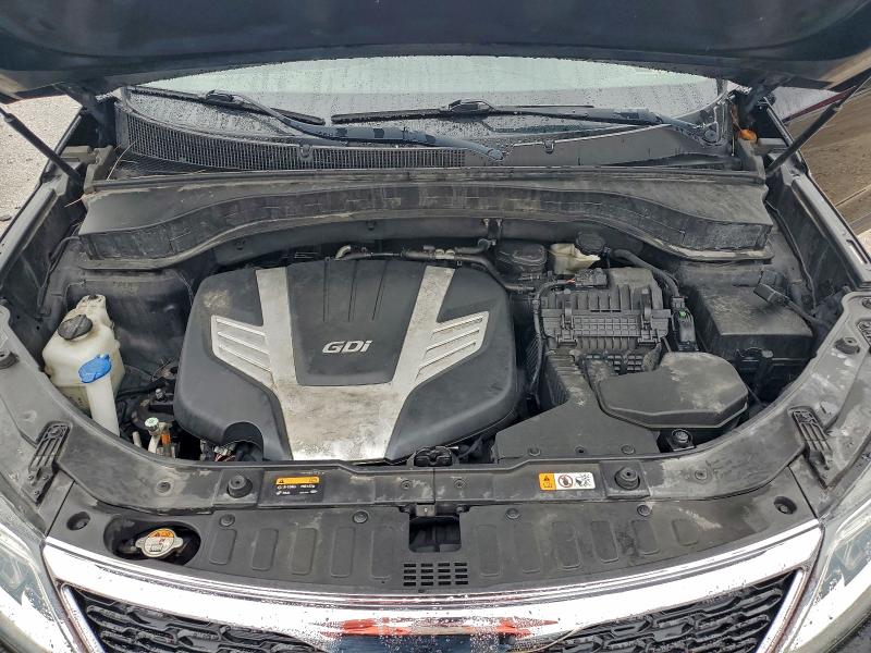 Photo 11 from auction – 2015 KIA SORENTO LX with VIN 5XYKT4A75FG628951