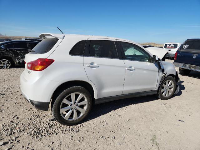 Photo 3 from auction – 2015 MITSUBISHI OUTLANDER with VIN 4A4AR4AUXFE048080