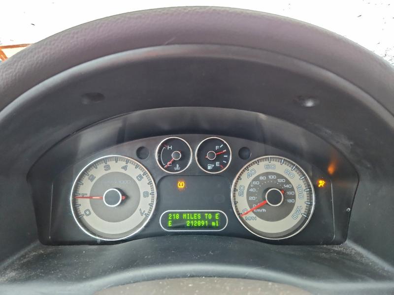 Photo 9 from auction – 2008 FORD TAURUS X with VIN 1FMDK06W98GA04313
