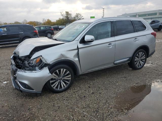 MITSUBISHI OUTLANDER 2019 with VIN JA4AD3A31KZ034797 - Photo from auction