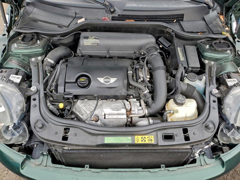 Photo 11 from auction – 2011 MINI COOPER S with VIN WMWZP3C58BTX82669