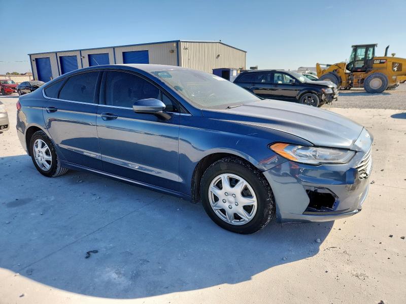 Photo 4 from auction – 2019 FORD FUSION with VIN 3FA6P0G75KR160828