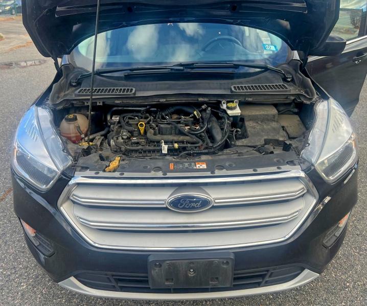 Photo 7 from auction – 2019 FORD ESCAPE SE with VIN 1FMCU9GD0KUB90436