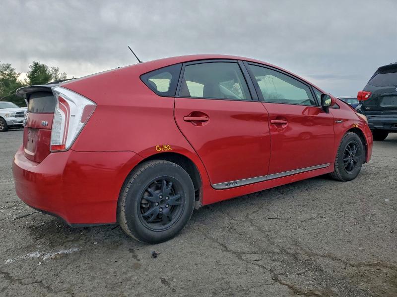 Photo 3 from auction – 2014 TOYOTA PRIUS with VIN JTDKN3DU6E1779527