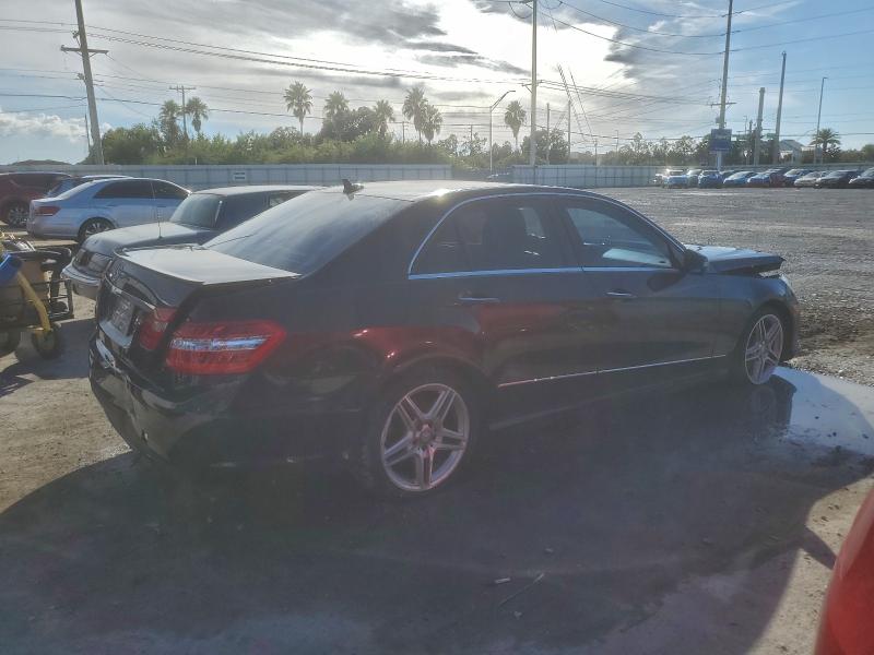 Photo 3 from auction – 2013 MERCEDES-BENZ E 350 with VIN WDDHF5KB8DA723761