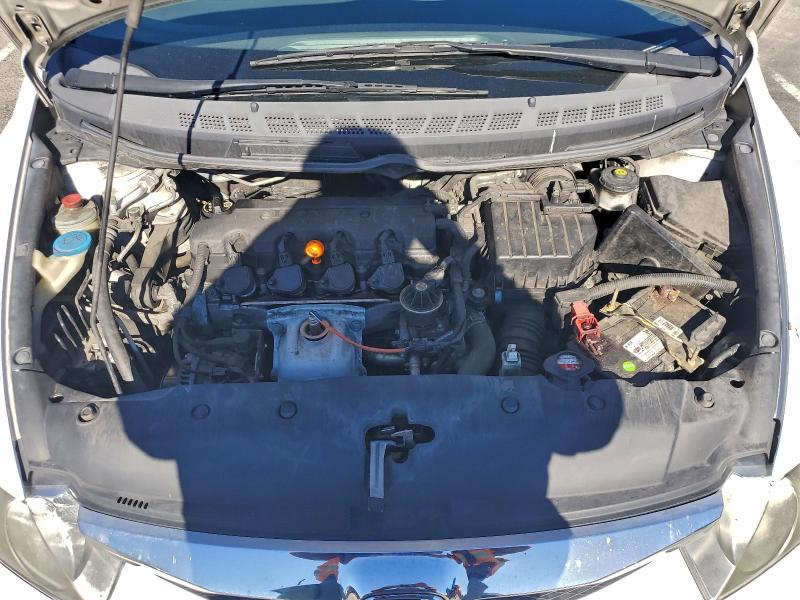 Photo 11 from auction – 2010 HONDA CIVIC LX with VIN 19XFA1F57AE049088