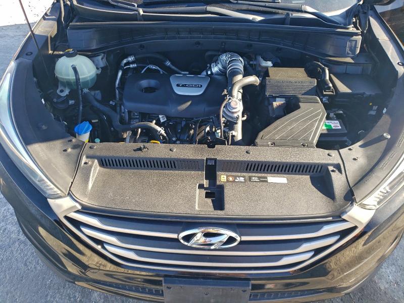 Photo 12 from auction – 2017 HYUNDAI TUCSON with VIN KM8J33A29HU317904