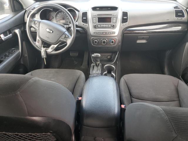 Photo 8 from auction – 2015 KIA SORENTO LX with VIN 5XYKT3A69FG564981