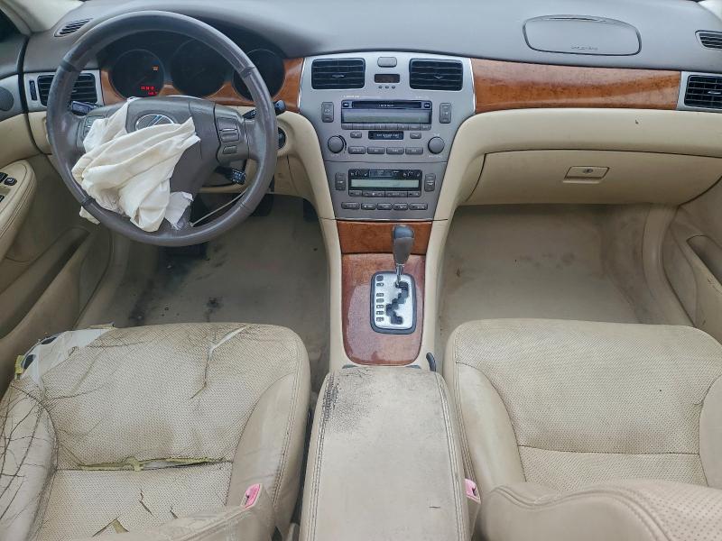 Photo 8 from auction – 2005 LEXUS ES 330 with VIN JTHBA30G055081594