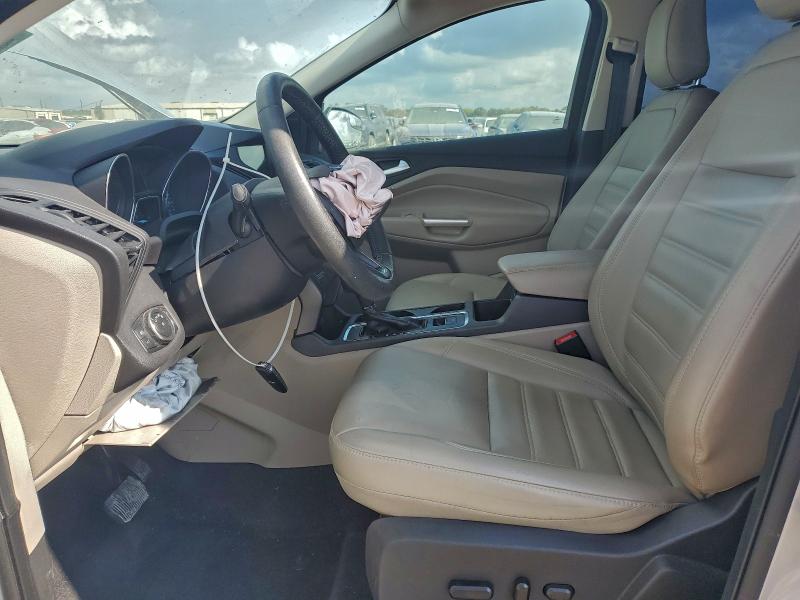 Photo 7 from auction – 2019 FORD ESCAPE SEL with VIN 1FMCU0HDXKUB94665