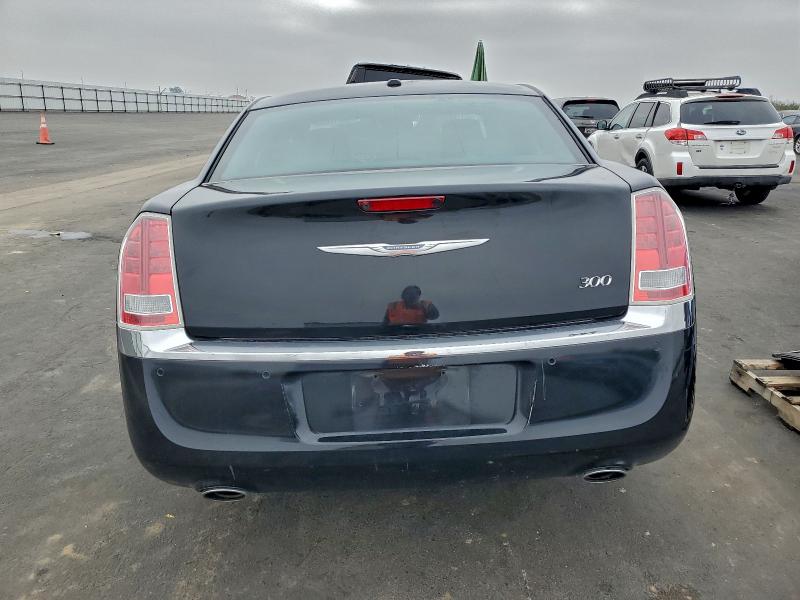 Photo 6 from auction – 2014 CHRYSLER 300 with VIN 2C3CCAAG0EH212734