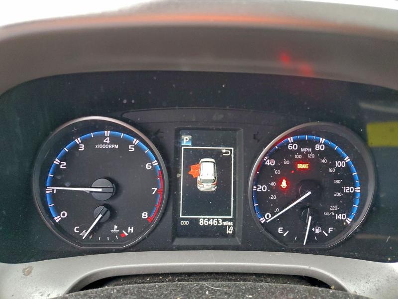 Photo 9 from auction – 2017 TOYOTA RAV4 LE with VIN 2T3BFREV9HW606615