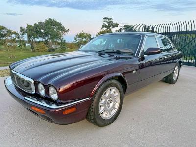 Photo 2 from auction – 2000 JAGUAR XJ8 L with VIN SAJDA23C9YLF18784