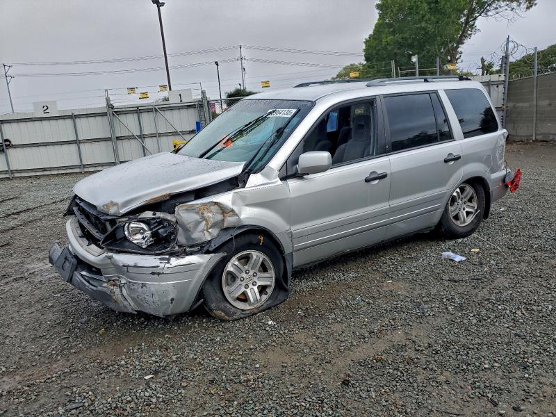 HONDA PILOT EX 2005 with VIN 2HKYF18475H571154 - Photo from auction