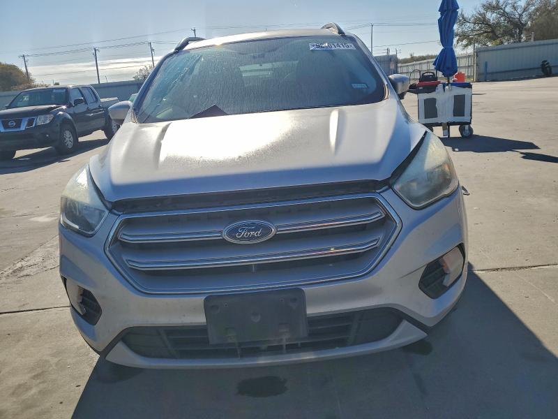 Photo 5 from auction – 2018 FORD ESCAPE SE with VIN 1FMCU0GD5JUA22060