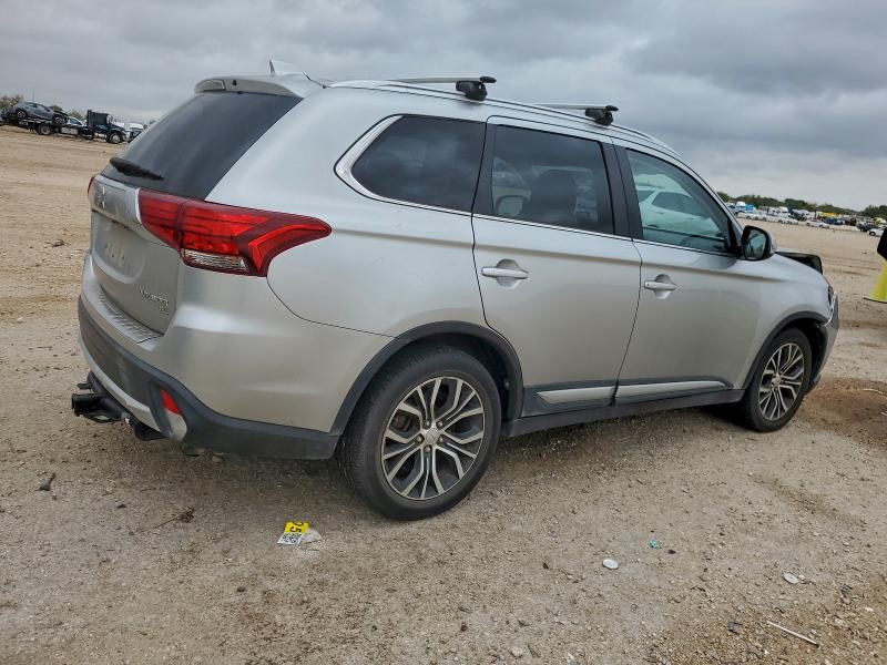 Photo 3 from auction – 2018 MITSUBISHI OUTLANDER with VIN JA4AD3A39JZ064094