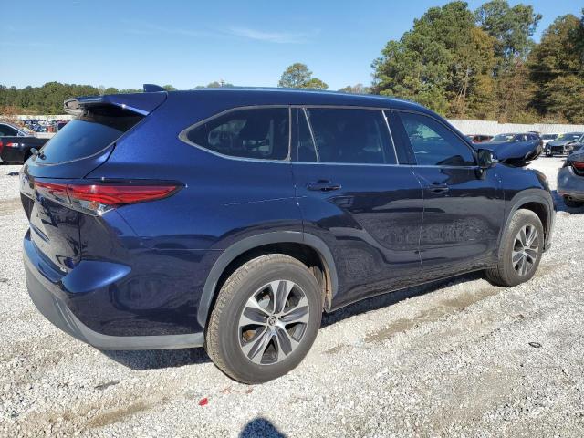 Photo 3 from auction – 2021 TOYOTA HIGHLANDER with VIN 5TDGZRAHXMS084294