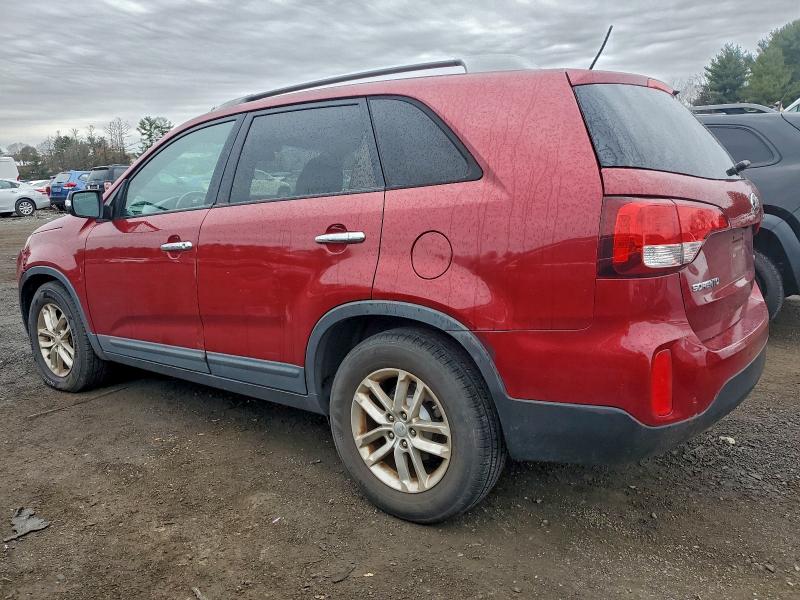 Photo 2 from auction – 2015 KIA SORENTO with VIN 5XYKT4A60FG566608
