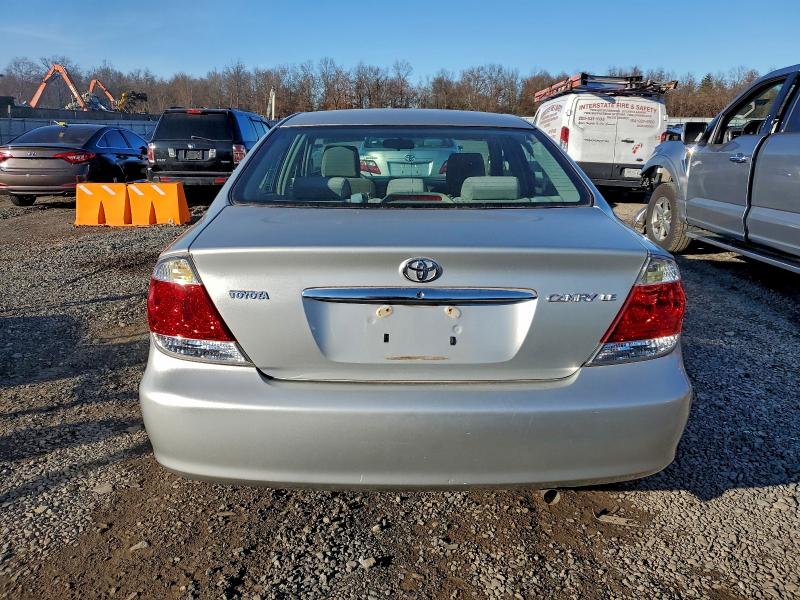 Photo 6 from auction – 2005 TOYOTA CAMRY LE with VIN 4T1BE30K95U619902