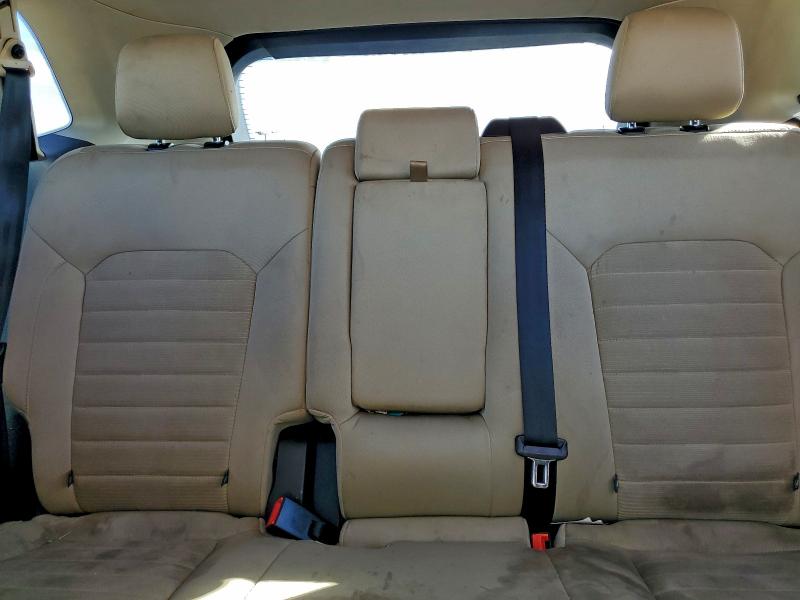 Foto 10 de la subasta – 2017 FORD EDGE SEL con VIN 2FMPK3J9XHBC15740